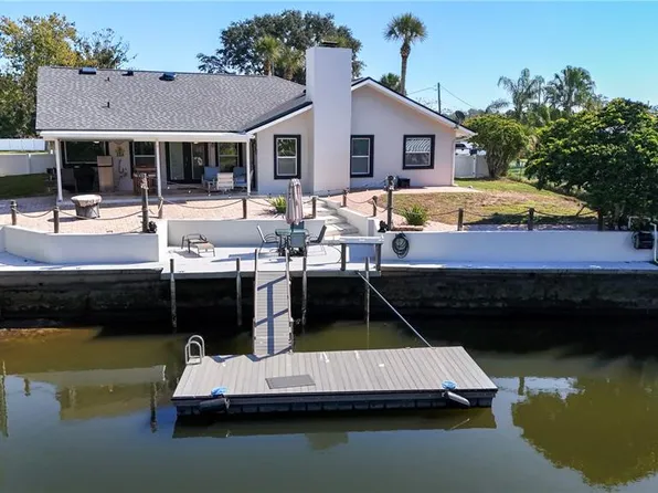 1542 SE Pinwheel Dr, Crystal River, FL 34429