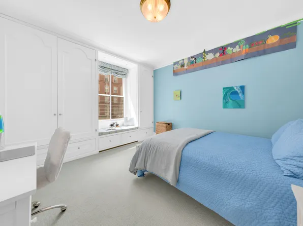 1150 5th Avenue image 7 of 9