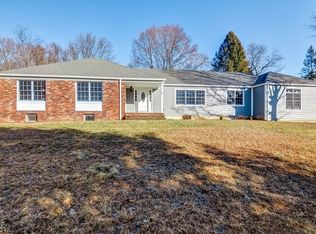 2 Summit Rd, Morristown, NJ 07960