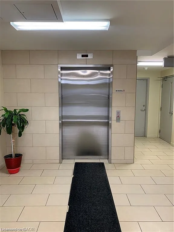 1 bed, 748 sqft, $1,750 — Photo 3