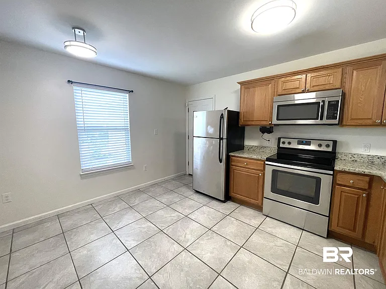 15142 Marem Dr — Photo 6
