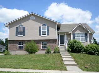 1401 Maple Ln, Pleasant Hill, MO 64080