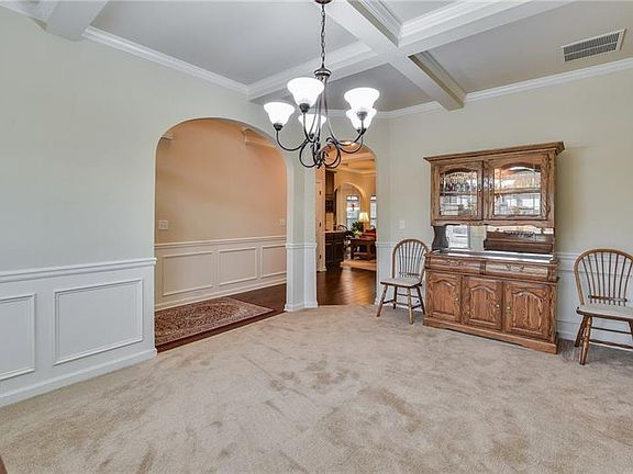 5th image of 539 Madison Park Dr