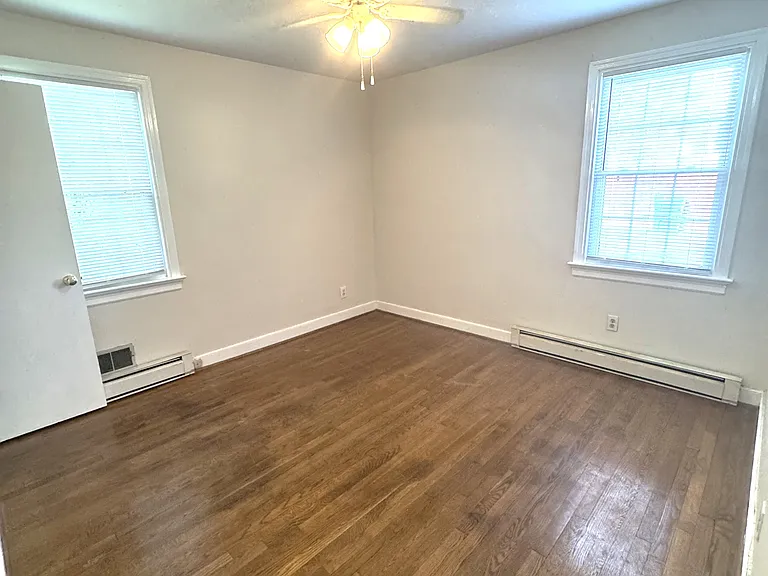 8709 Avalon Dr — Photo 15
