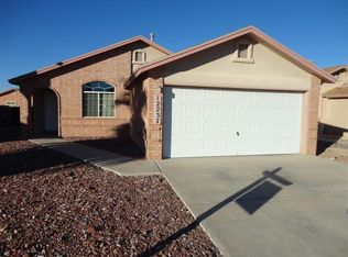 12237 Tierra Azteca Dr, El Paso, TX 79938