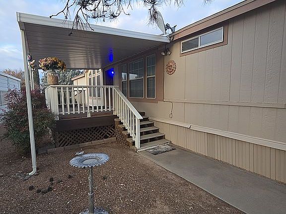 Front porch with stairs