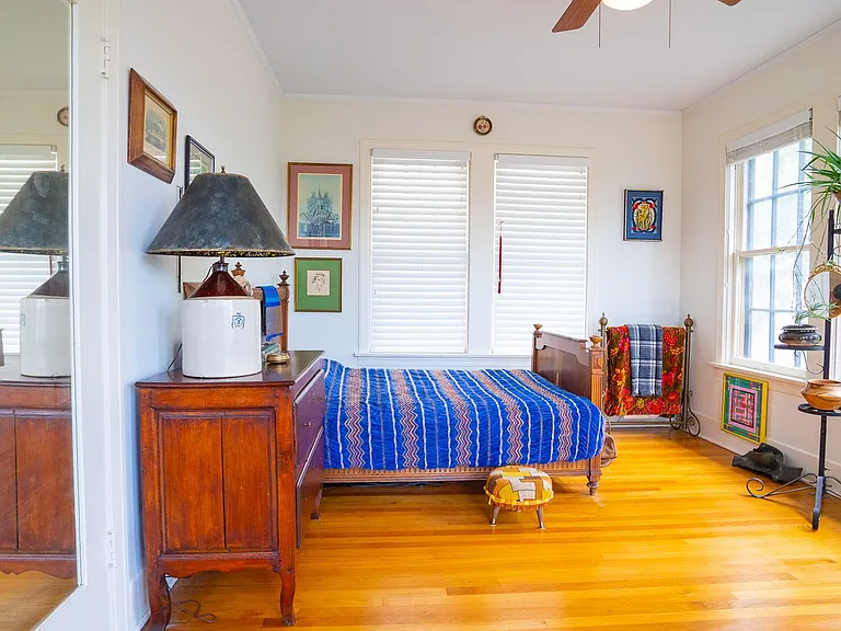 3305 Speedway #A-1/2 — Photo 19