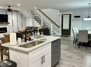 2393 Highpoint Rd, Snellville, GA 30078