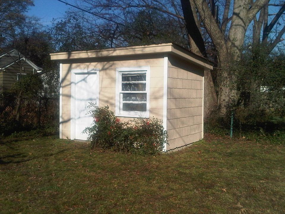 2nd image of 765 E Prescott Cir