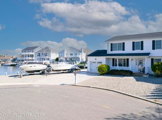 502 Bayview Dr, Toms River, NJ