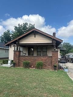 2nd image of 520 S Hadden Ave