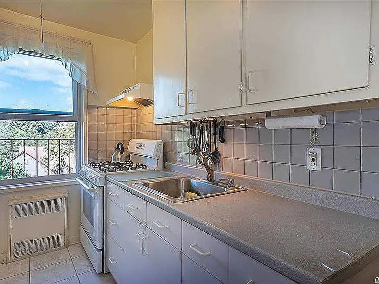 142-35 84th Dr #5B — Photo 25