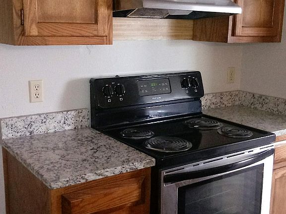 Kitchen counter top, new stove