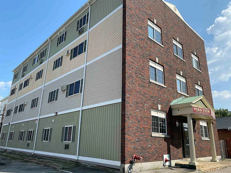 261 Pine St #43 — Photo 9