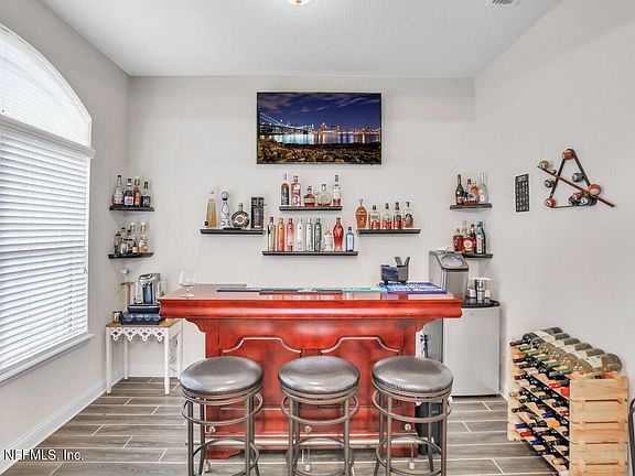 3rd image of 8076 SIERRA OAKS Boulevard
