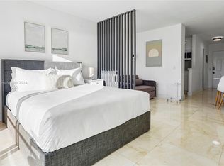 7904 West Dr APT 305, North Bay Village, FL 33141