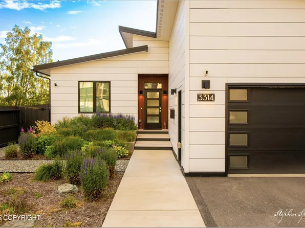3314 Outta Pl, Anchorage, AK 99517