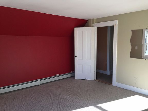3rd image of 19 Clyfton St #3