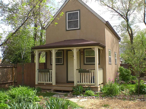 2325 W Cucharras St Photo 1