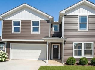 66 Genoa Cir, Commercial Point, OH 43116