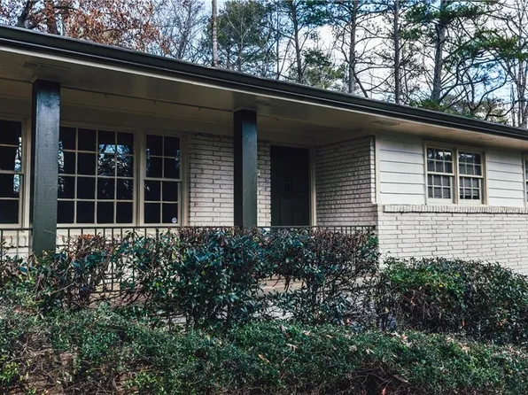 2418 Sagamore Hills Dr, Decatur, GA 30033