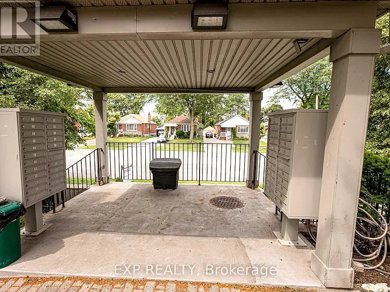 901 Kennedy Rd #8 — Photo 29