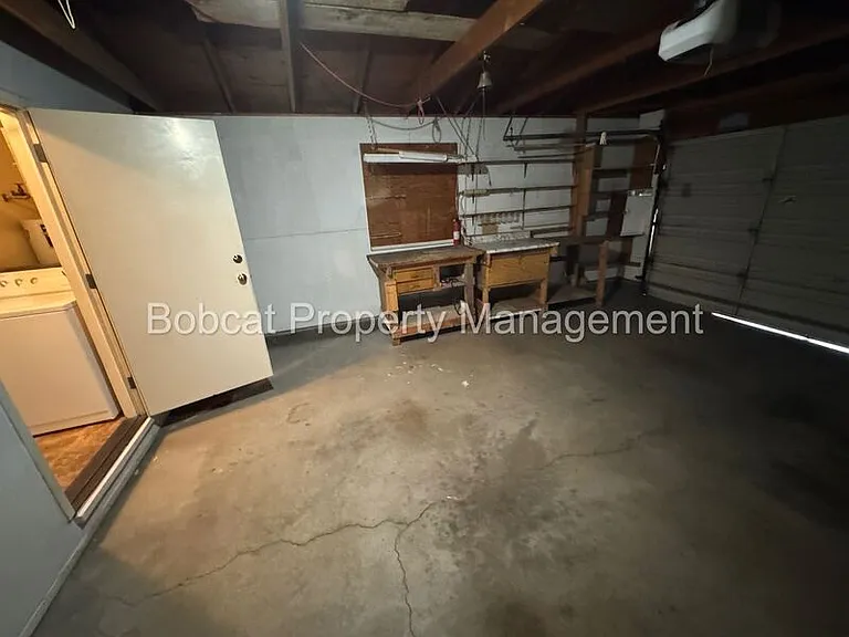 1316 Stanford Dr — Photo 21