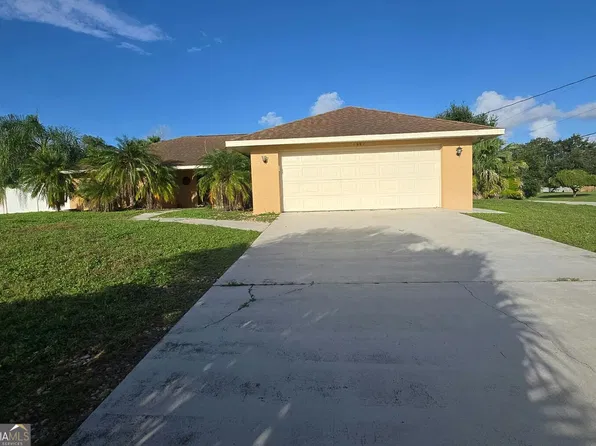 1991 SE Aires Ln, Port Saint Lucie, FL 34984