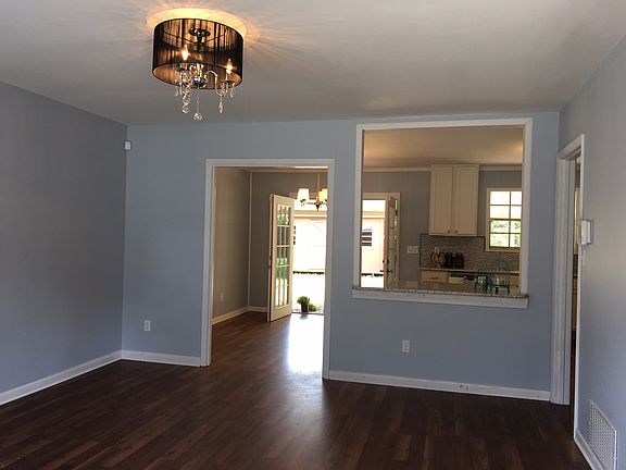 2nd image of 722 N 80th Ave