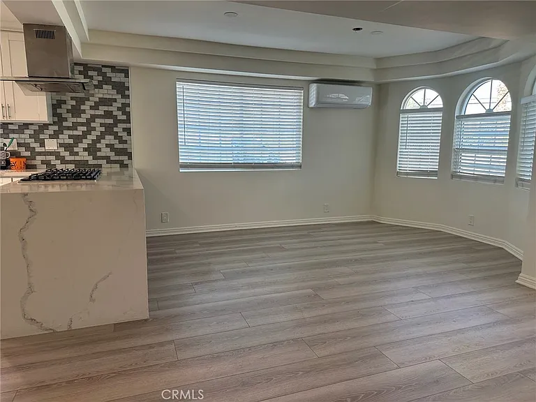 2609 Central Ave — Photo 3