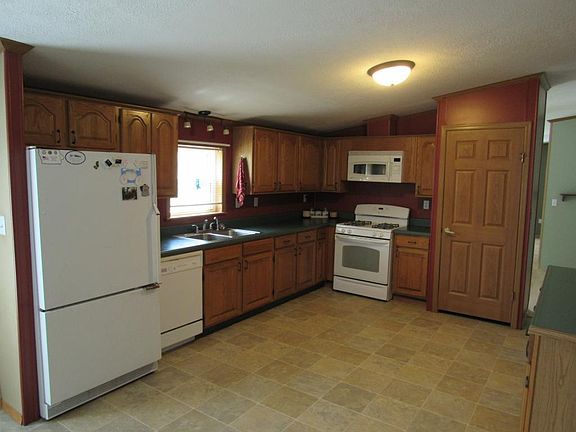 4th image of 410 N Pine St