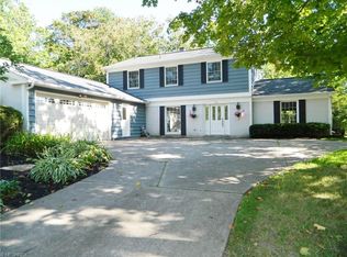 195 N Park Dr, Aurora, OH 44202