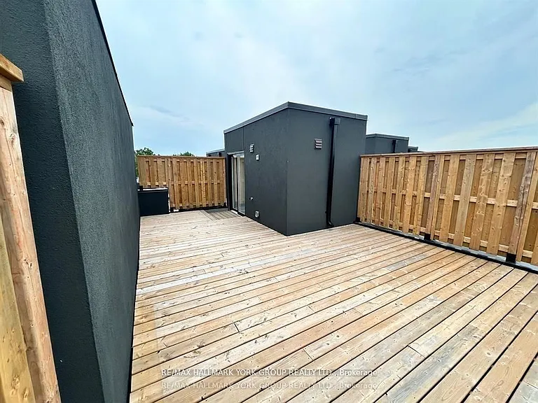 35 Birchcliff Ave #37 — Photo 21