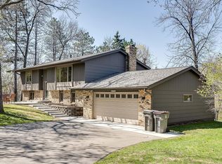 6700 Canterbury Ln, Eden Prairie, MN 55346