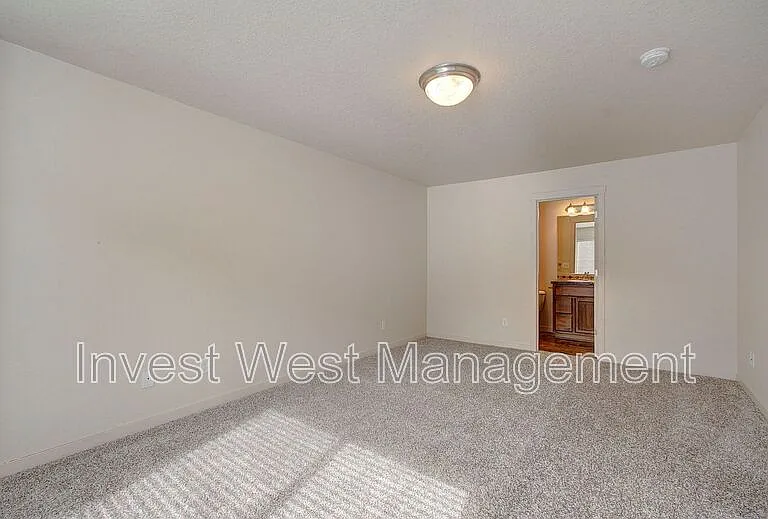 5215 NE 83rd Pl — Photo 24
