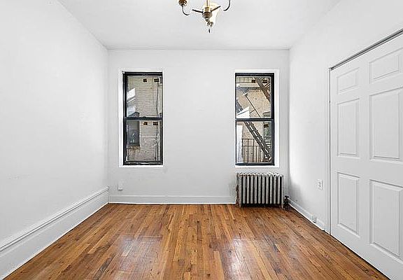 5th image of 256 Pacific St APT 8