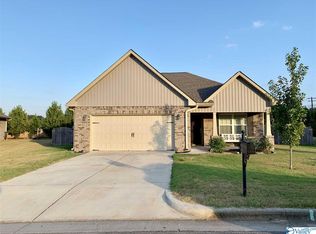 20570 Sabrina Ln, Athens, AL 35611