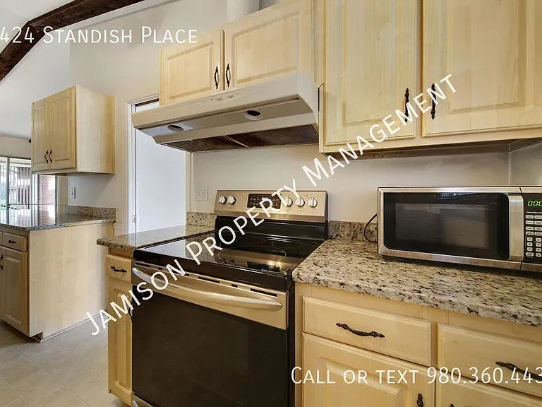 1424 Standish Pl — Photo 20