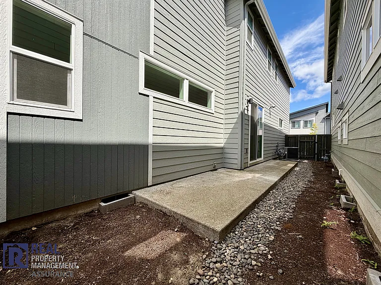7365 SE Benedict St — Photo 23