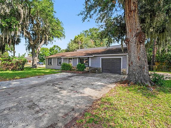 2nd image of 838 Georgia Ave