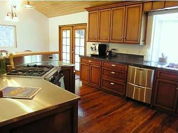 2nd image of 61379 King Solomon Ct