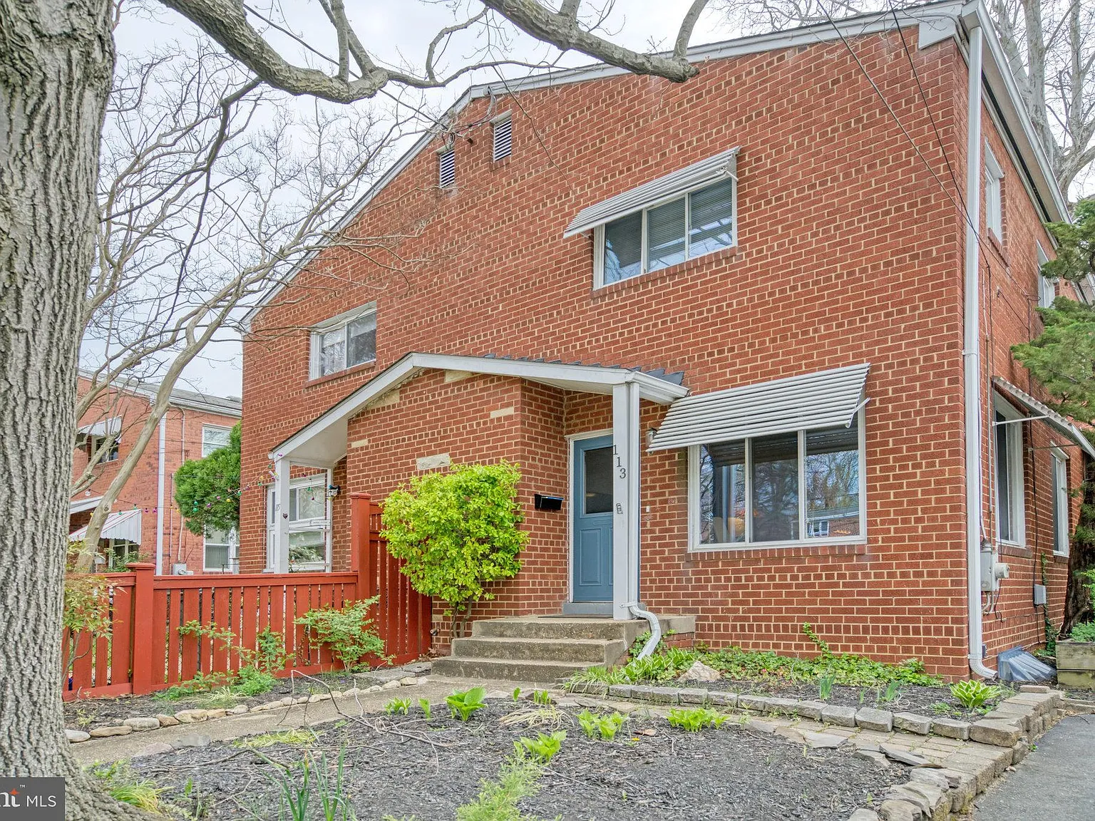 3 bed, 1.5 bath, 1792 sqft, $3,250 — Photo 3