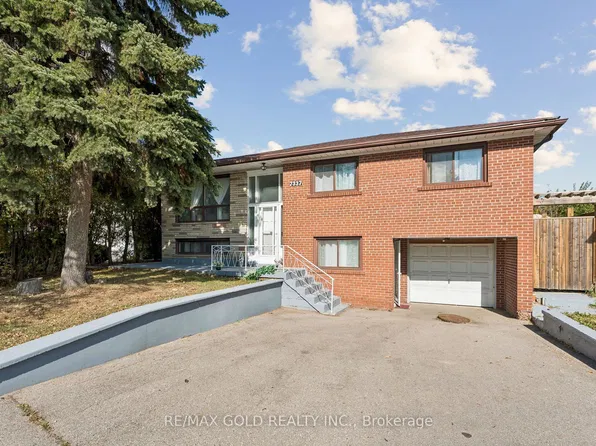 7337 Cambrett Dr, Mississauga, ON L4T 2R6