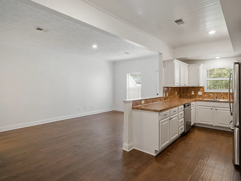 Fieldstone Apartments — Photo 19