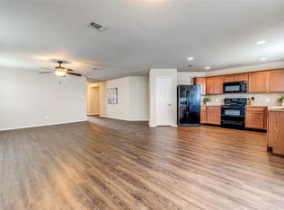 2212 Sims Dr, Fort Worth, TX 76119