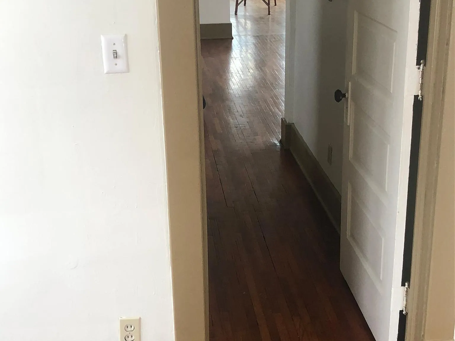 428 1/2 W Lexington Ave — Photo 4