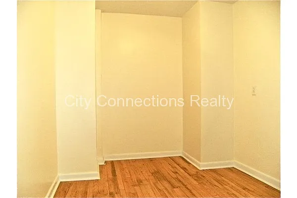 Rented by City Connections Realty | media 83