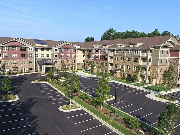 2nd image of 5600 Sugarloaf Pkwy #206