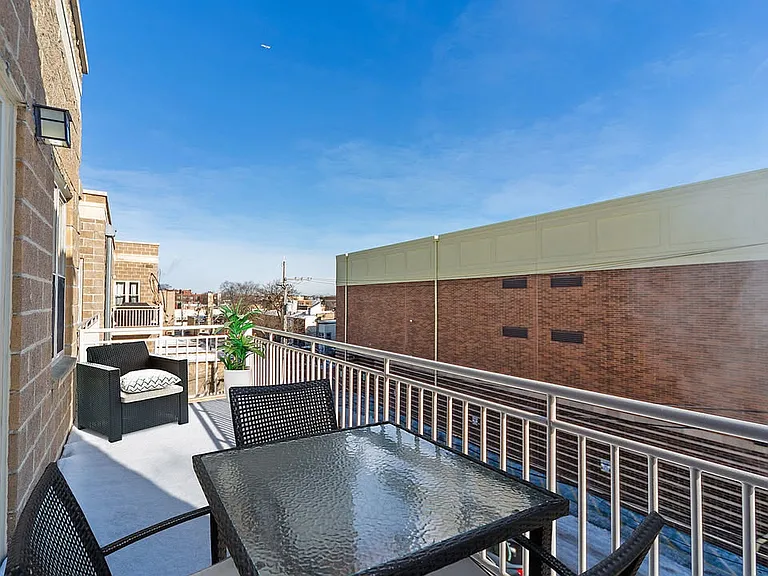 6015 N Mozart St #302 — Photo 19