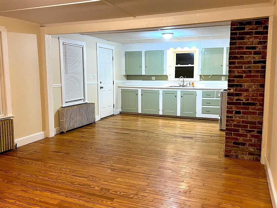 19 Pearl St Waterboro, ME, 04087 Apartments for Rent Zillow